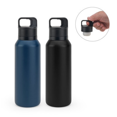 NICKLAUS. Stainless steel bottle (91 recycled) with vacuum insulated double wall 590 mL